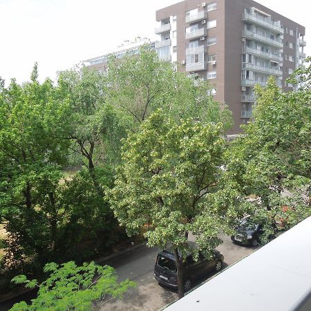 Danube Blue Apartment เบลเกรด ภายนอก รูปภาพ