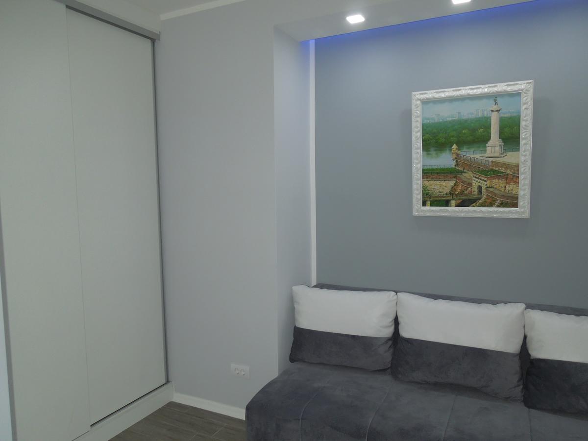 Danube Blue Apartment เบลเกรด ภายนอก รูปภาพ