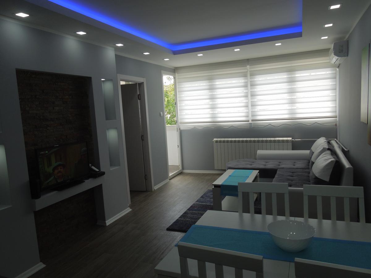Danube Blue Apartment เบลเกรด ภายนอก รูปภาพ